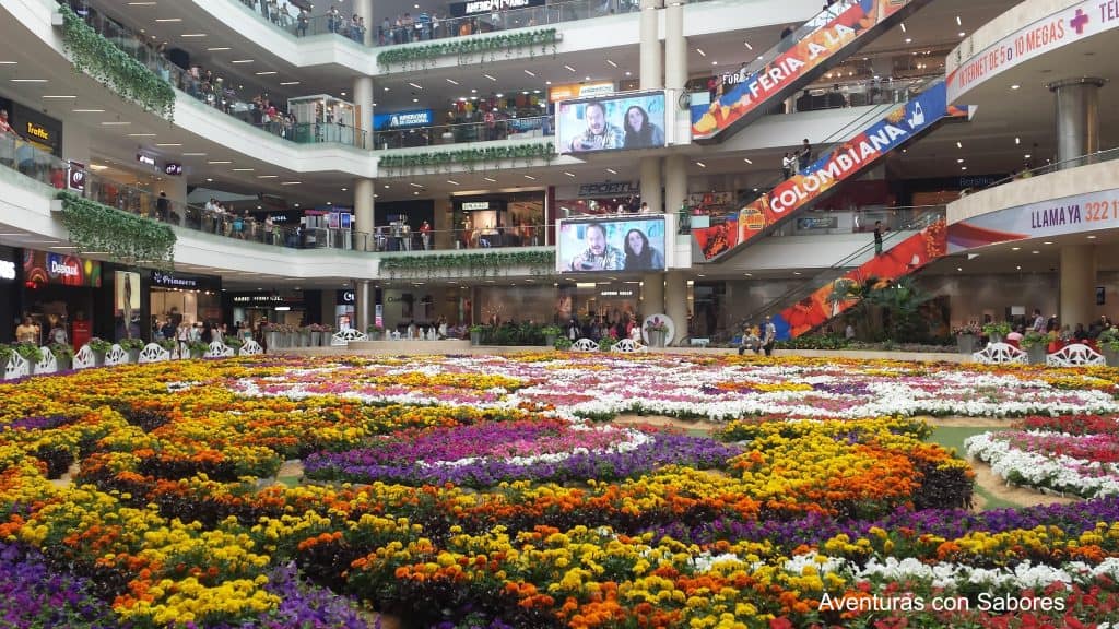 Atractivos de Medellín 14 centro comercial santa fe min